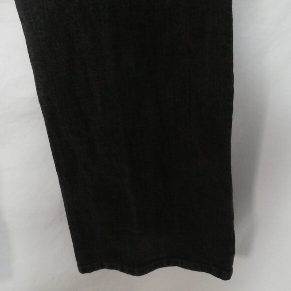 STYLE & CO JEANS - Tummy Control | size 8 | Classic Black Straight Leg Jeans - Picture 16 of 16